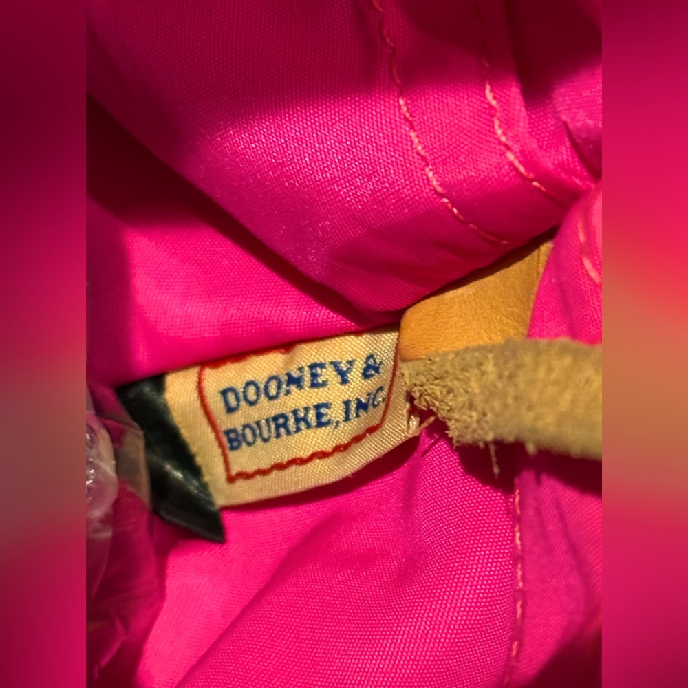 Dooney & Bourke Canvas & Leather Swirl Graffiti Shoulder Bag Approx 11”Lx6”Wx8”H - Picture 14 of 15